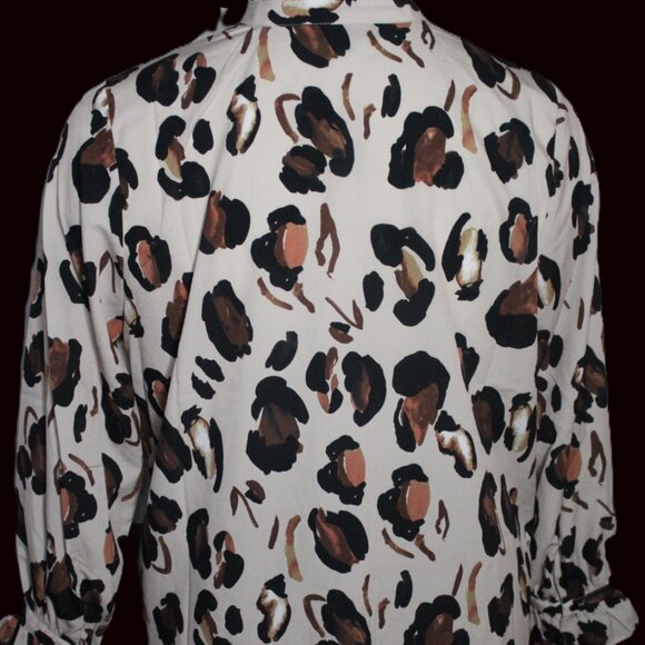 Eloquii printed button down shirt - 18 (F25) - Picture 5 of 6